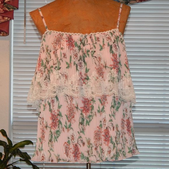 ADELYN RAE Petal Pink Print Pleated Top M 10 12 - Picture 1 of 5